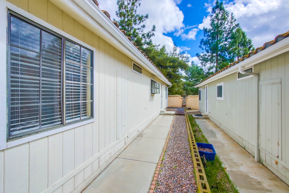 Virtual tour photo 35 of 36 for 14955 Avenida Venusto