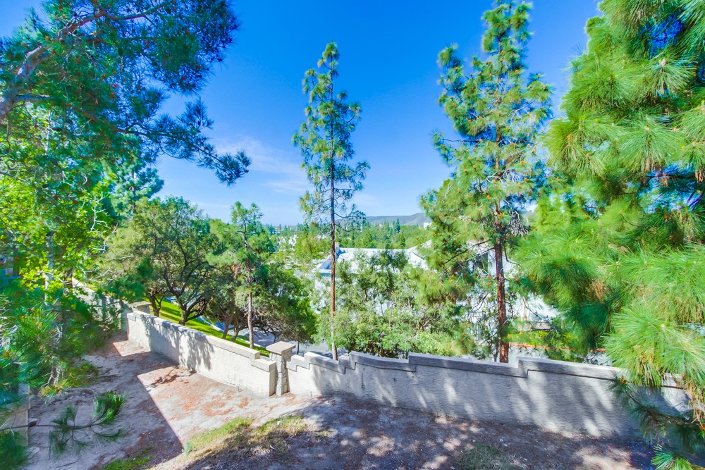 Virtual tour photo 30 of 44 for 14960 Avenida Venusto