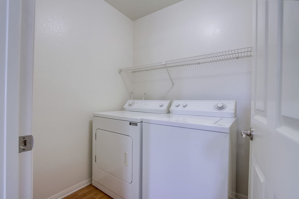 Virtual tour photo 43 of 44 for 14960 Avenida Venusto