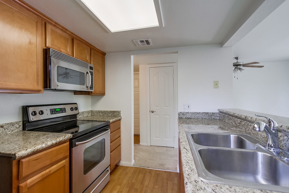 Virtual tour photo 22 of 36 for 14978 Avenida Venusto UNIT 58