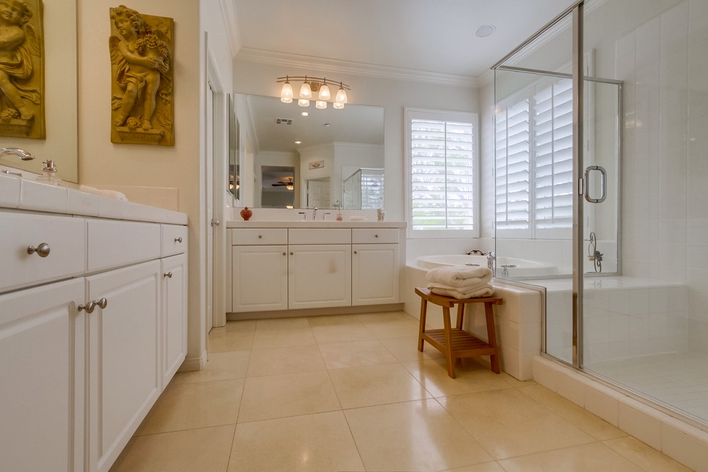 Virtual tour photo 31 of 56 for 15002 Dove Creek Rd