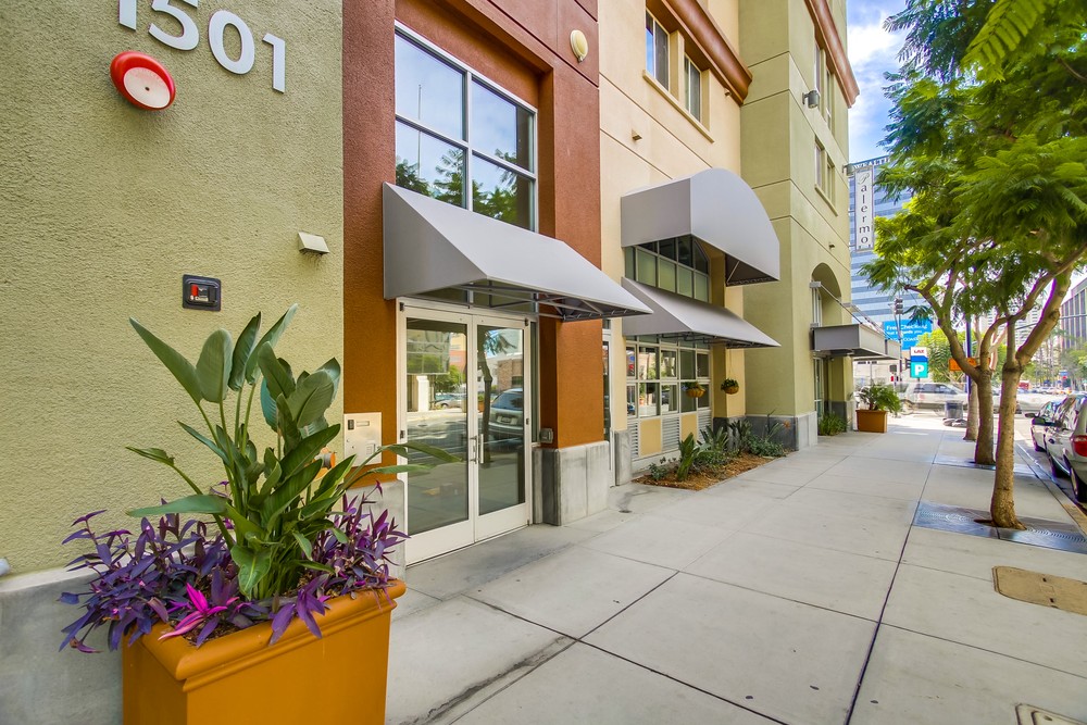 Virtual tour photo 6 of 39 for 1501 Front St #344