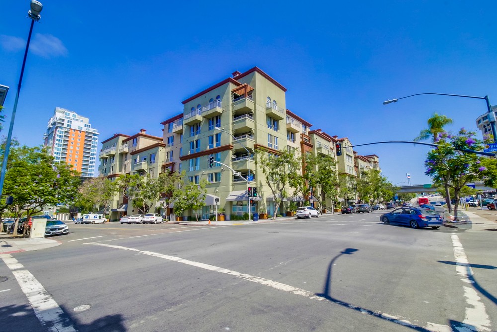 Virtual tour photo 3 of 22 for 1501 Front St UNIT 218