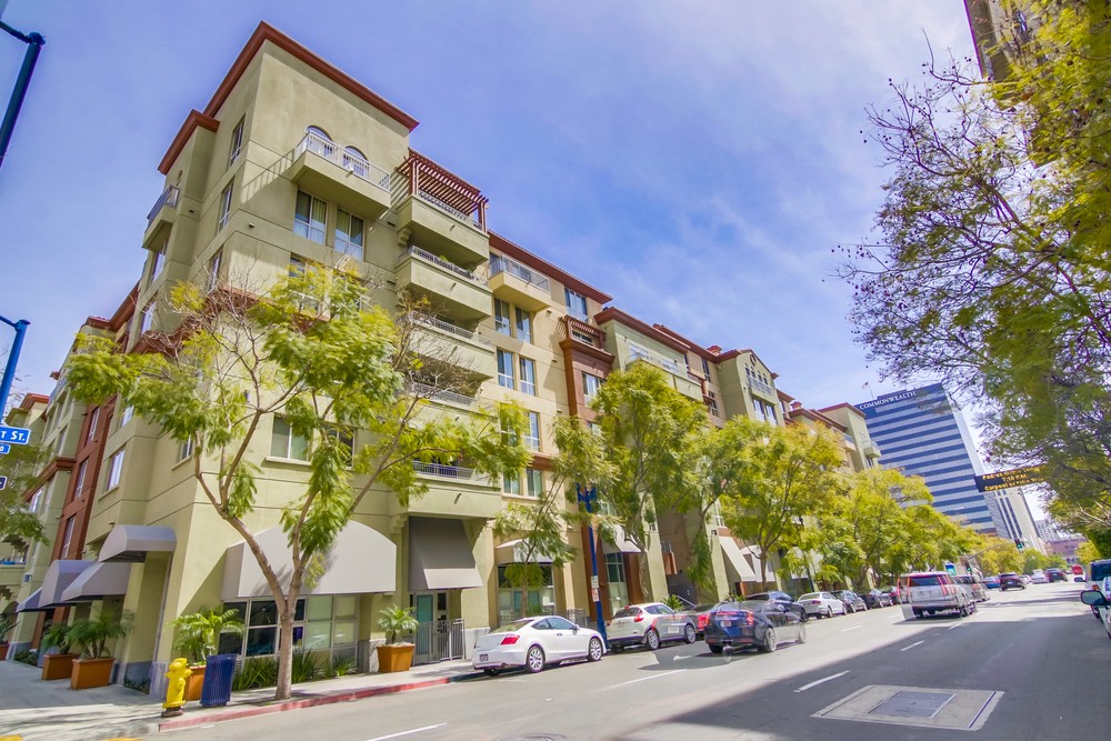 Virtual tour photo 1 of 33 for 1501 Front St UNIT 502