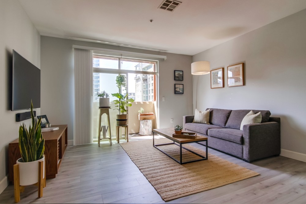 Virtual tour photo 7 of 33 for 1501 Front St UNIT 502