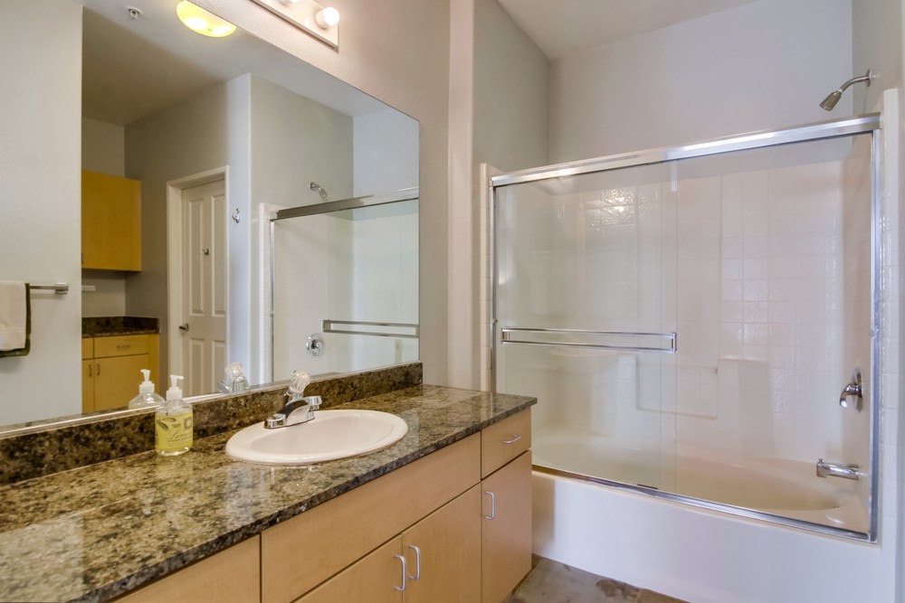 Virtual tour photo 26 of 33 for 1501 Front St UNIT 502