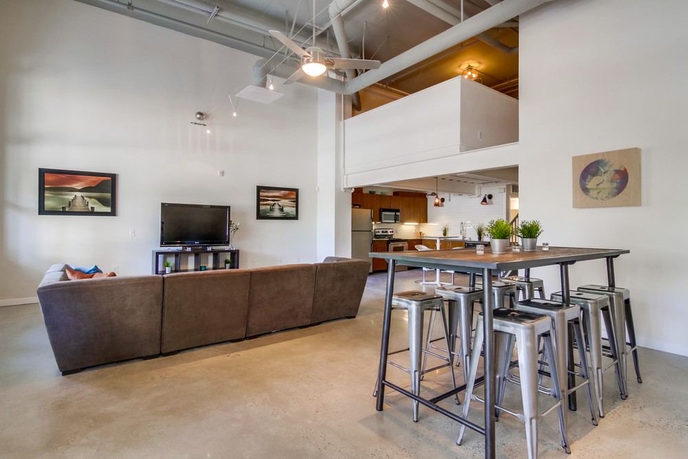 Virtual tour photo 7 of 41 for 1501 Front Street