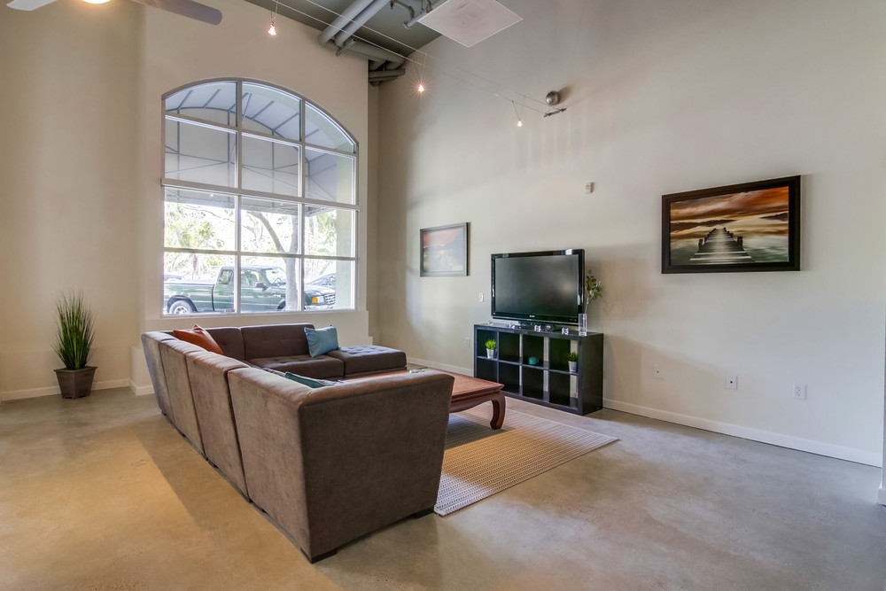 Virtual tour photo 11 of 41 for 1501 Front Street