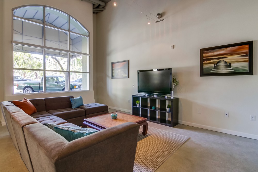 Virtual tour photo 12 of 41 for 1501 Front Street