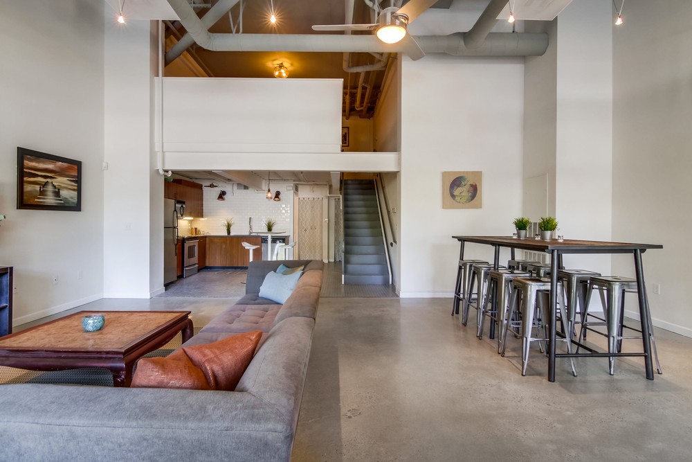 Virtual tour photo 15 of 41 for 1501 Front Street