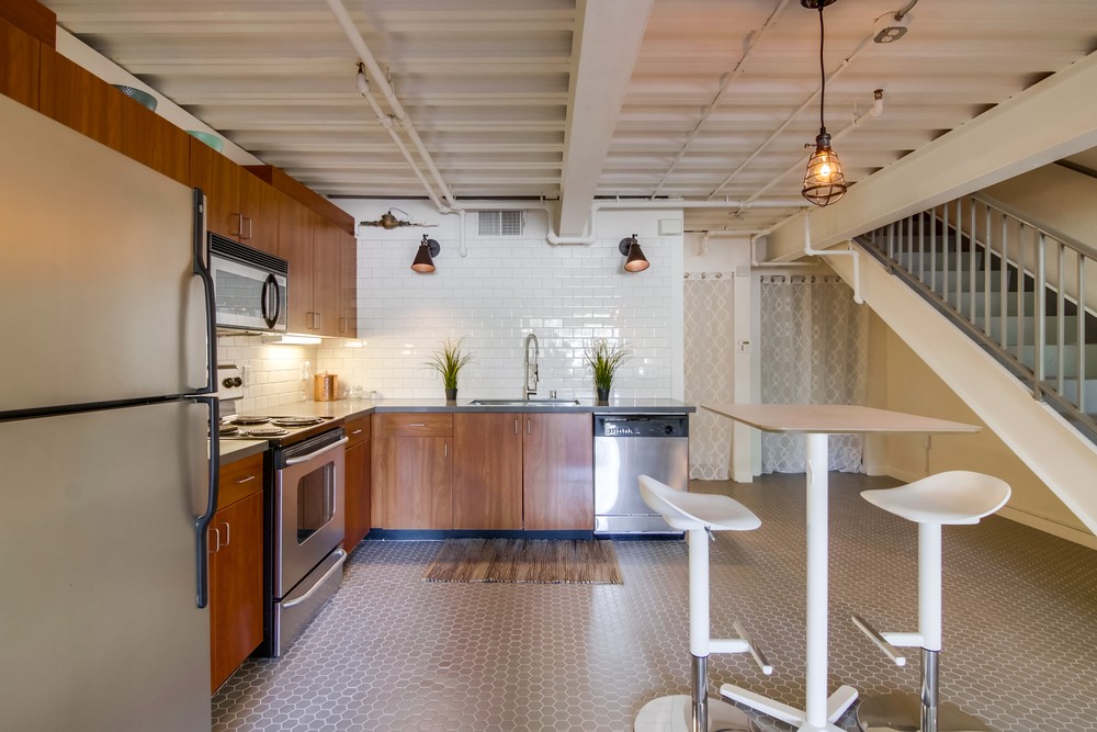 Virtual tour photo 18 of 41 for 1501 Front Street