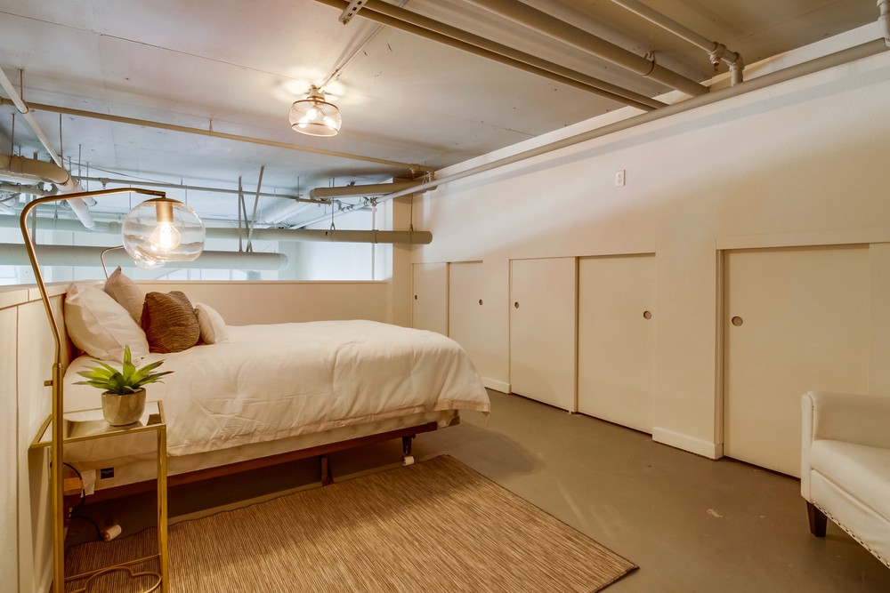 Virtual tour photo 30 of 41 for 1501 Front Street