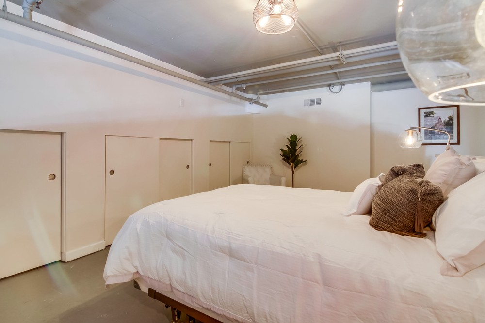 Virtual tour photo 32 of 41 for 1501 Front Street