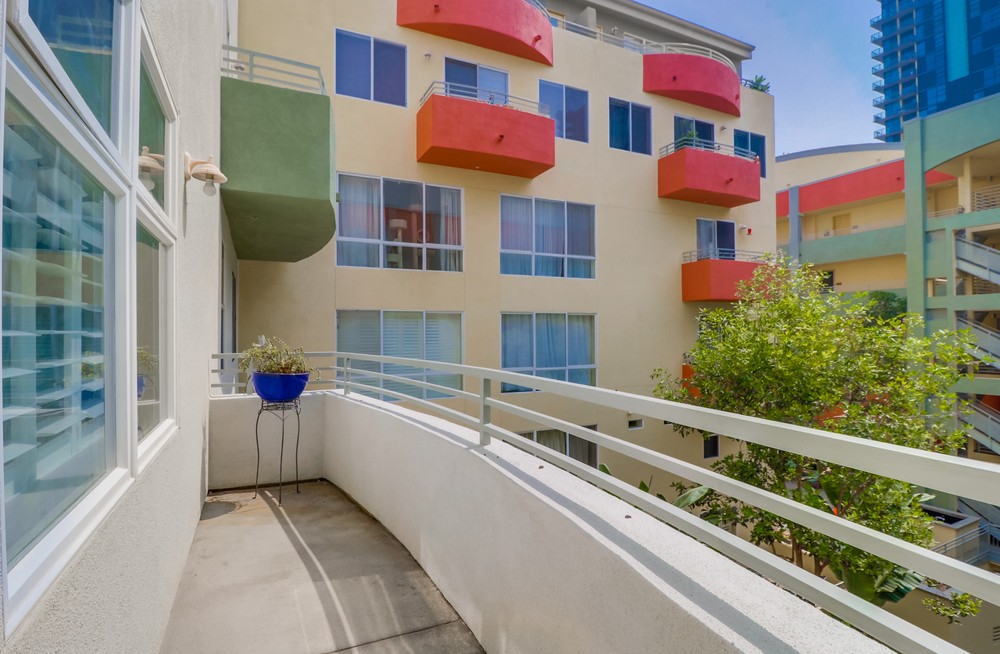 Virtual tour photo 41 of 64 for 1501 India St