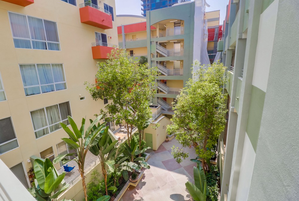 Virtual tour photo 42 of 64 for 1501 India St