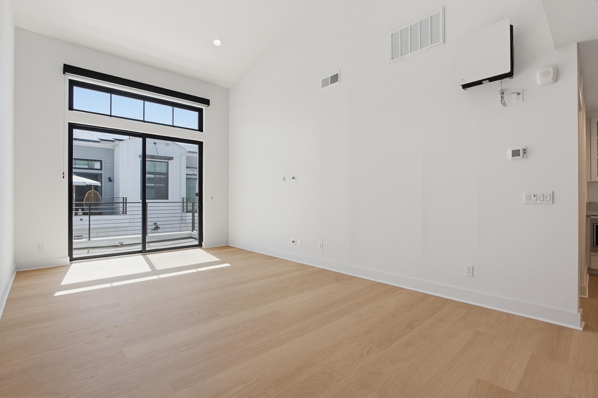 Virtual tour photo 18 of 70 for 1502 Livorno Pl #207