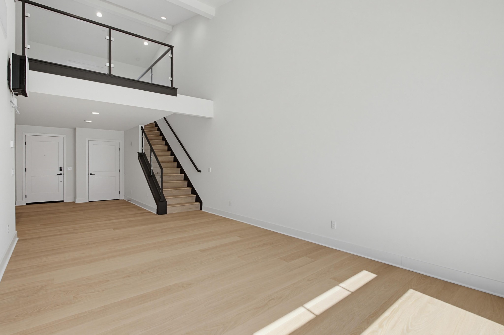 Virtual tour photo 21 of 70 for 1502 Livorno Pl #207