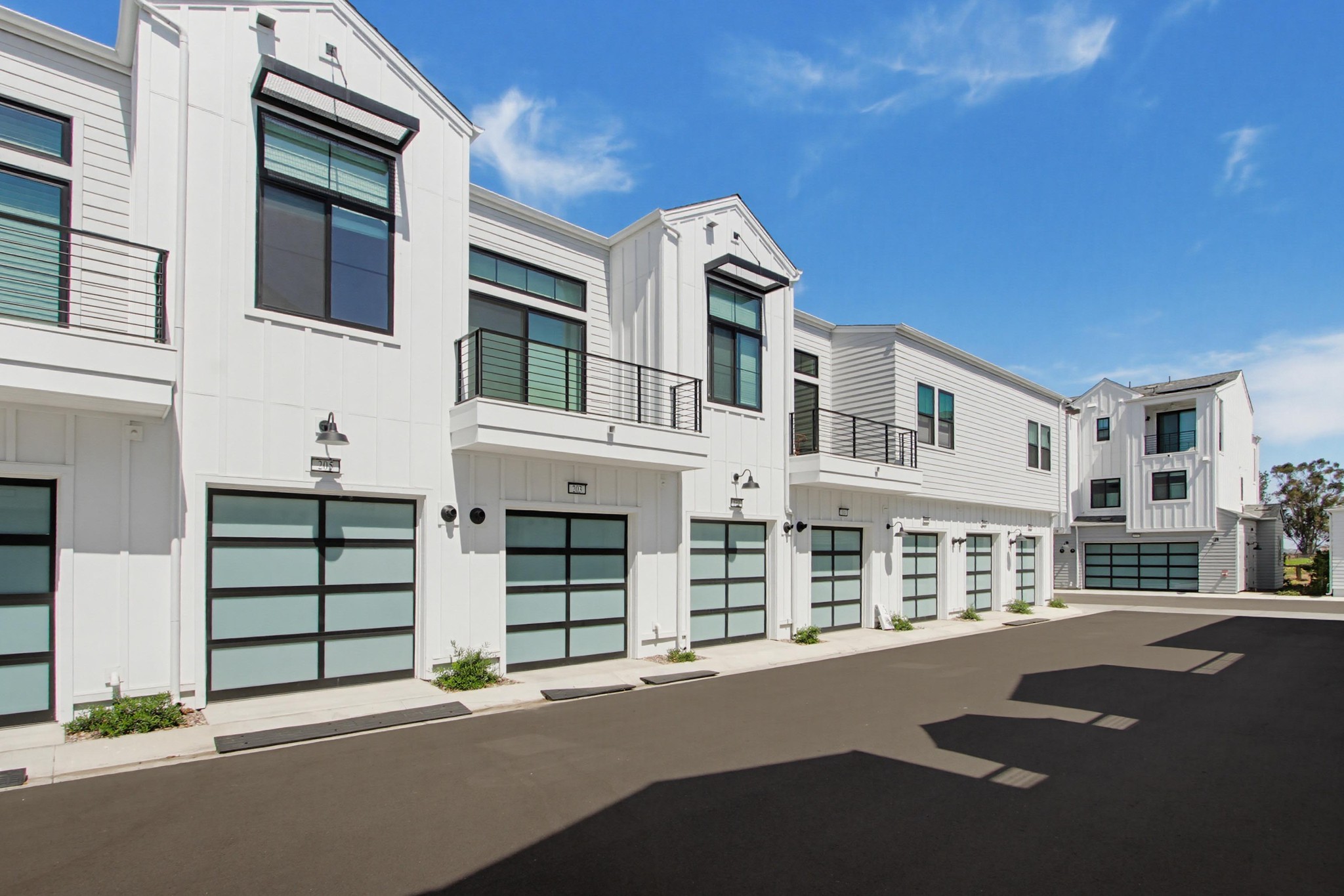 Virtual tour photo 46 of 70 for 1502 Livorno Pl #207