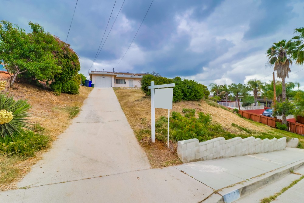 Virtual tour photo 1 of 51 for 1505 Parrot St