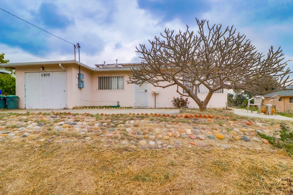 Virtual tour photo 5 of 51 for 1505 Parrot St