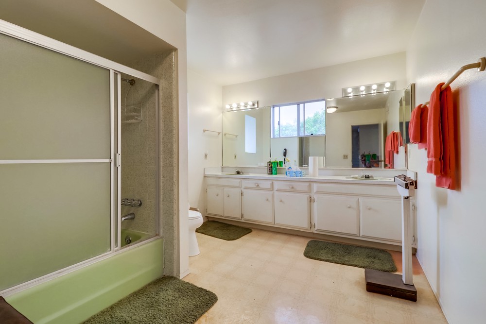 Virtual tour photo 27 of 51 for 1505 Parrot St