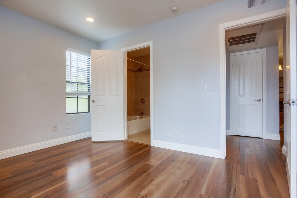 Virtual tour photo 21 of 36 for 15062 Avenida Venusto UNIT 241