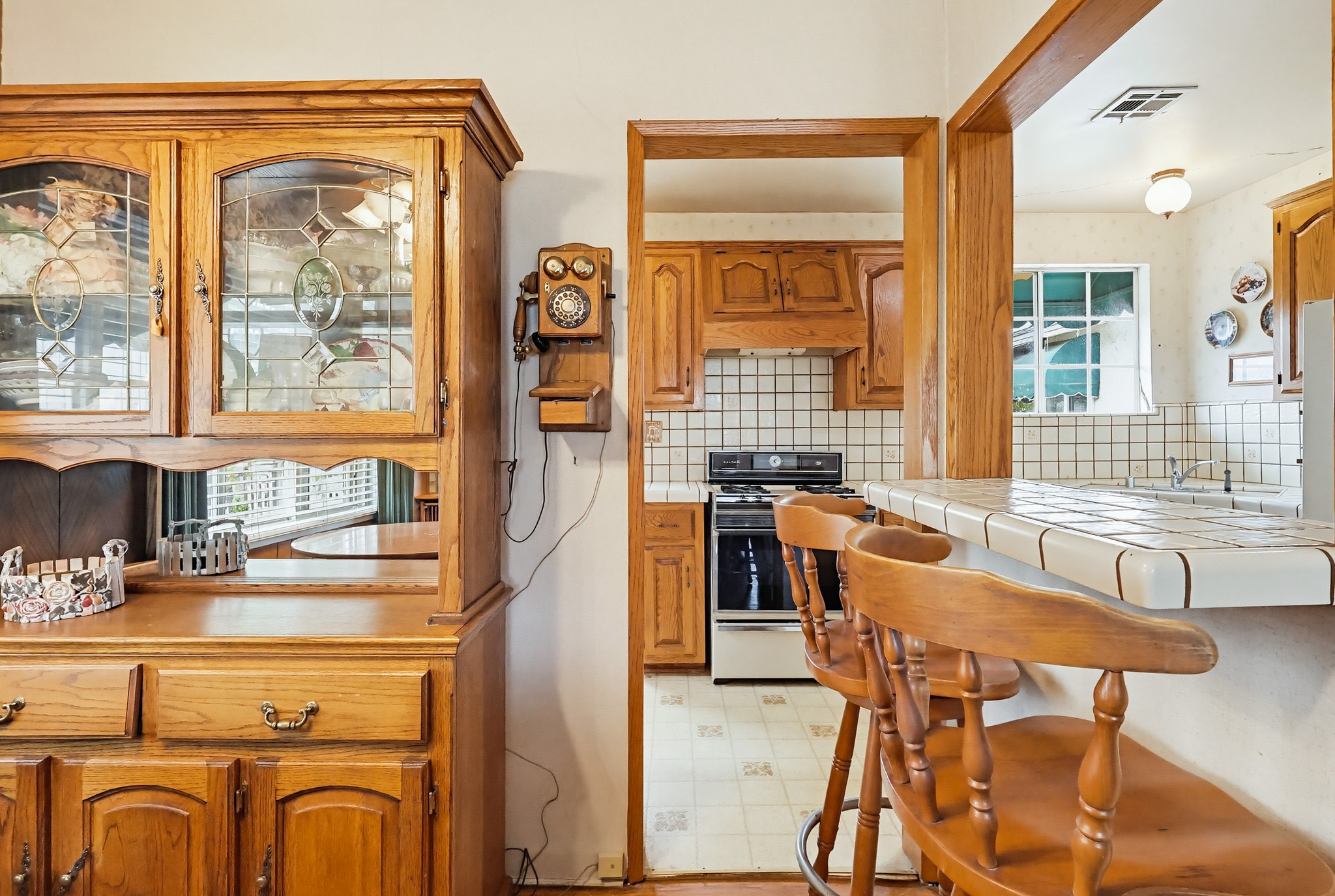 Virtual tour photo 20 of 76 for 1509 W Santa Cruz St