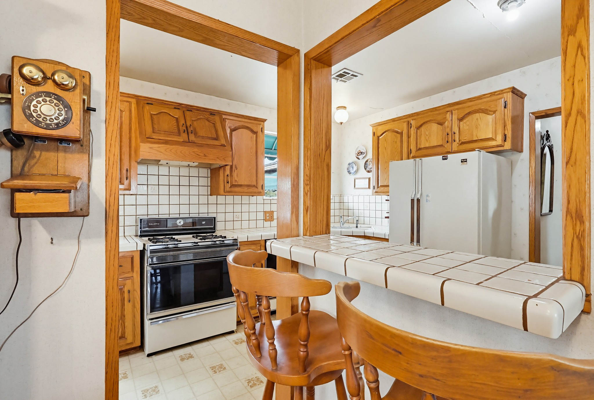 Virtual tour photo 21 of 76 for 1509 W Santa Cruz St