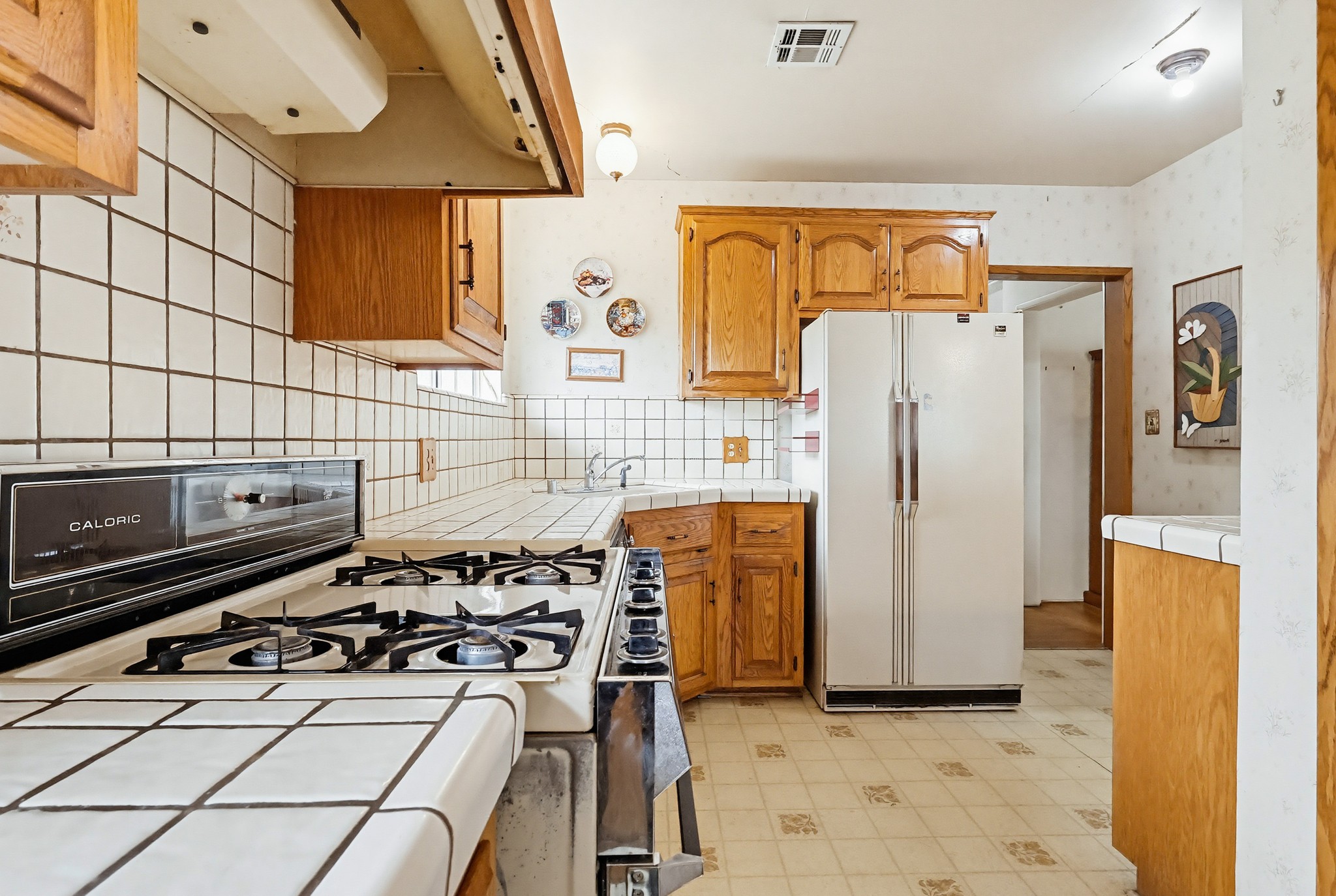 Virtual tour photo 26 of 76 for 1509 W Santa Cruz St