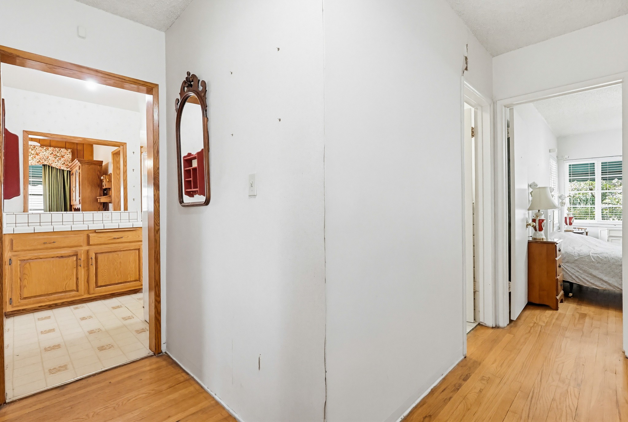 Virtual tour photo 34 of 76 for 1509 W Santa Cruz St