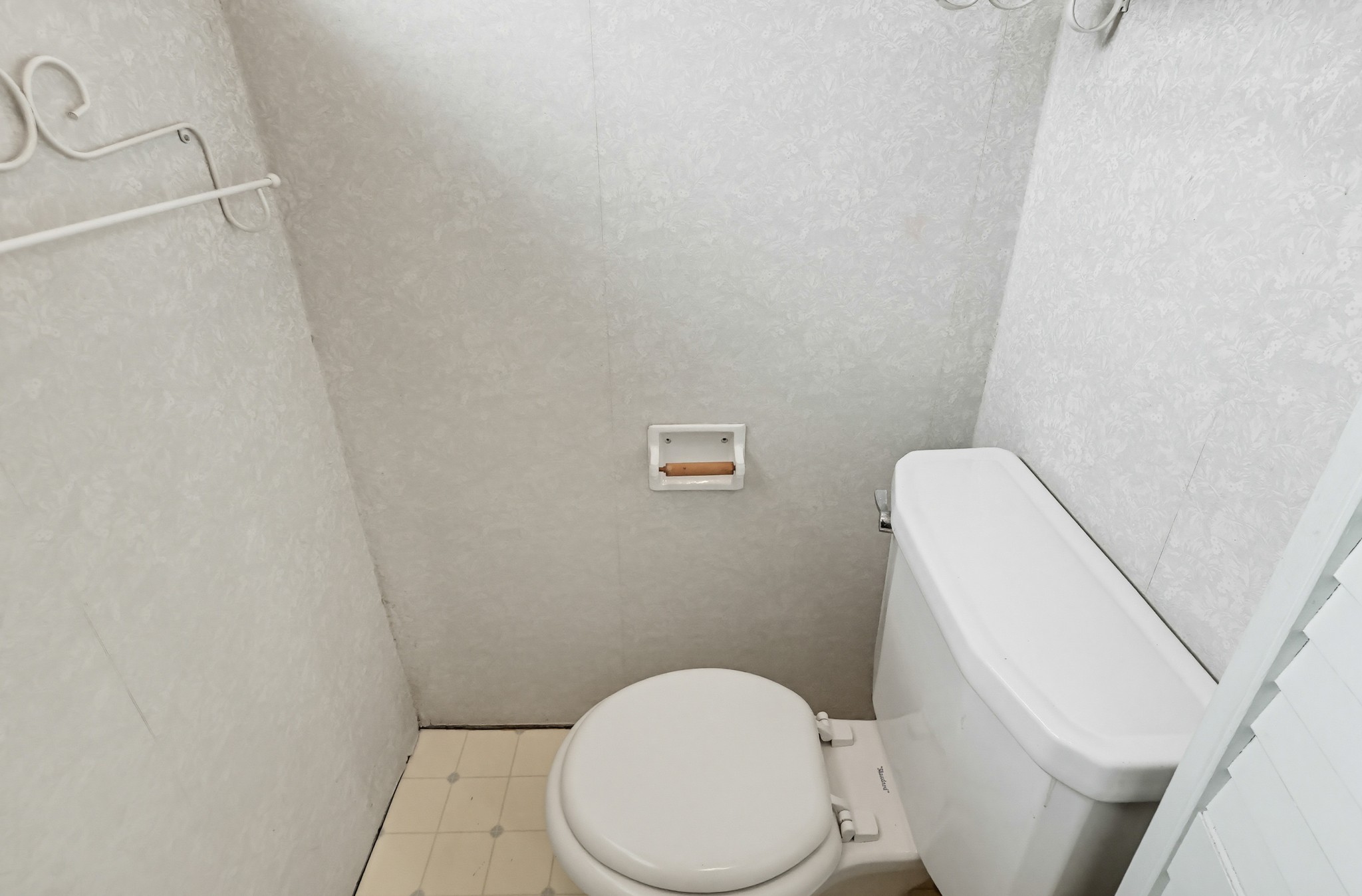 Virtual tour photo 45 of 76 for 1509 W Santa Cruz St