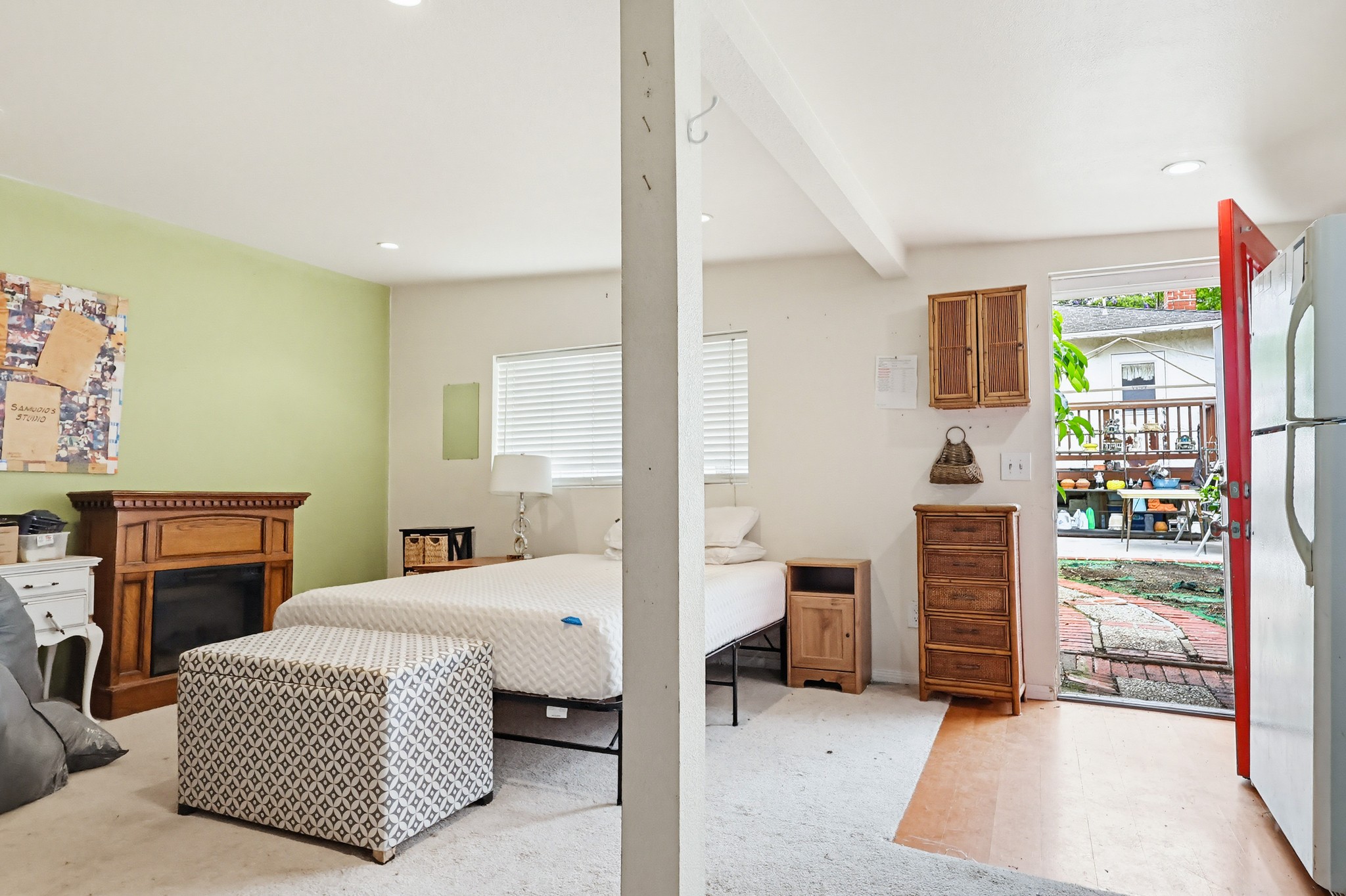 Virtual tour photo 75 of 76 for 1509 W Santa Cruz St