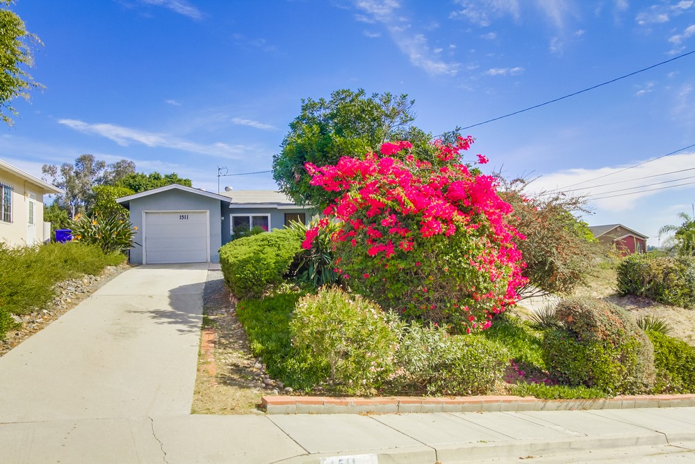 Virtual tour photo 3 of 36 for 1511 Parrot St