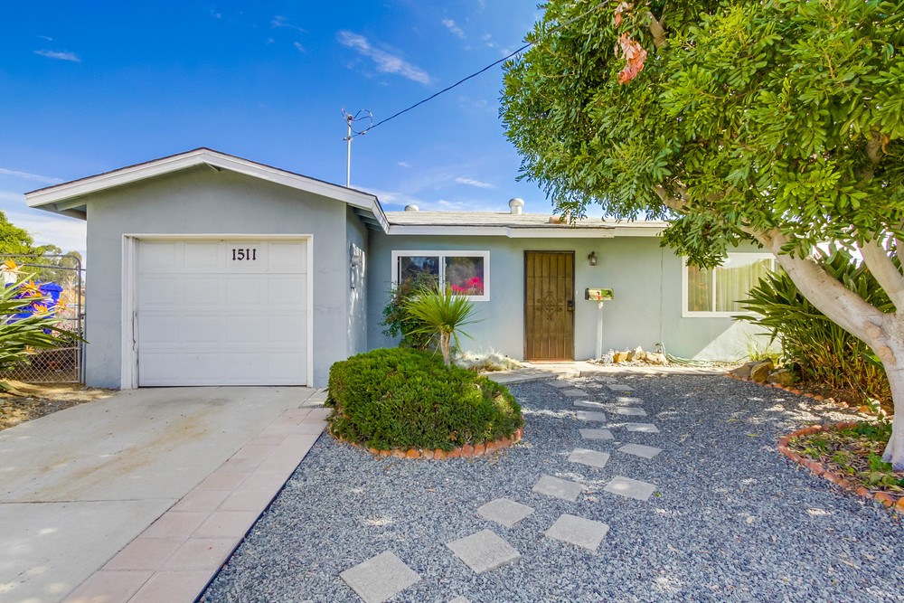 Virtual tour photo 4 of 36 for 1511 Parrot St