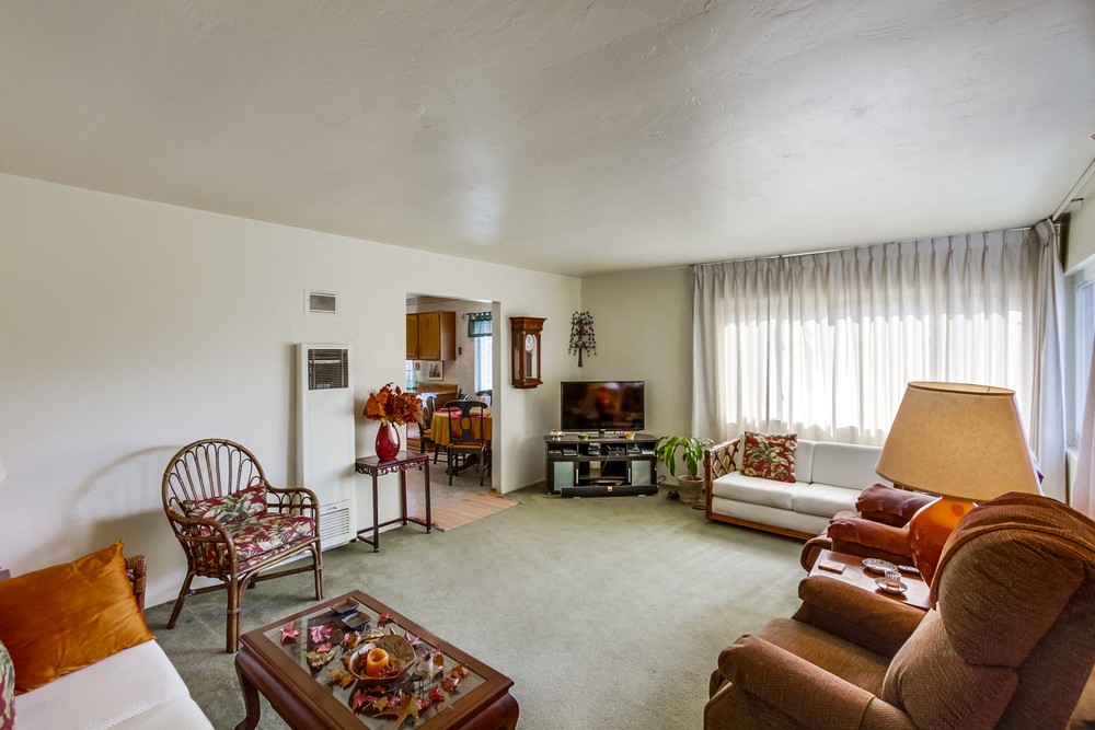 Virtual tour photo 6 of 36 for 1511 Parrot St