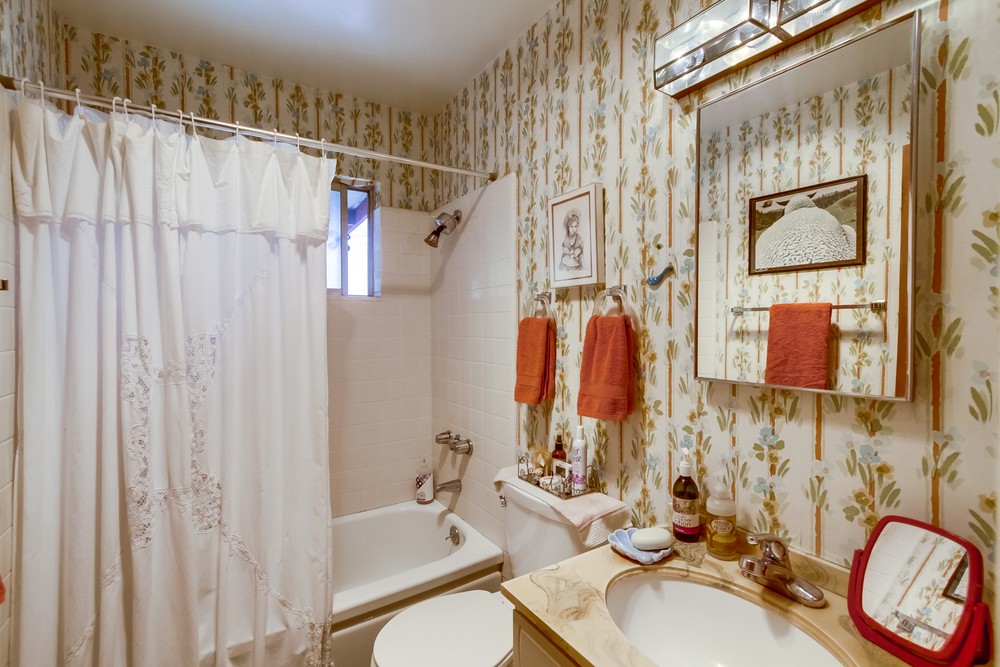 Virtual tour photo 15 of 36 for 1511 Parrot St