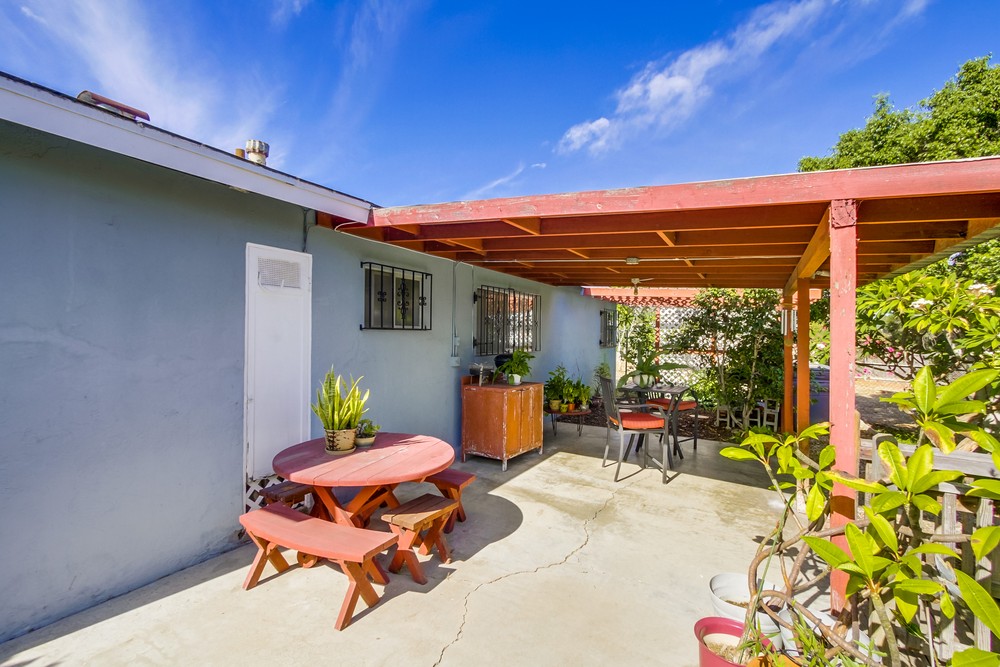 Virtual tour photo 31 of 36 for 1511 Parrot St