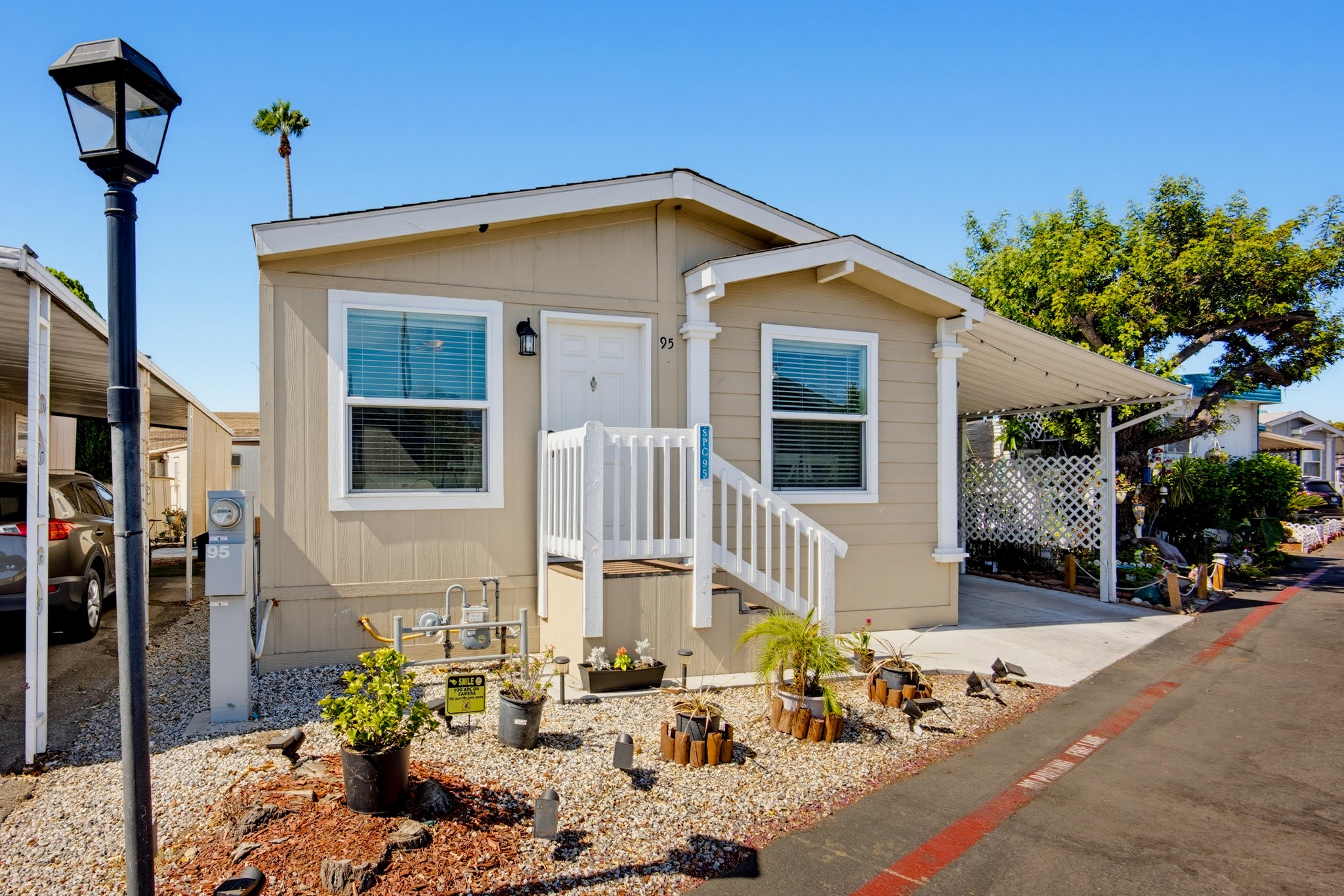 Virtual tour photo 4 of 35 for 1512 E 5th St Spc 95