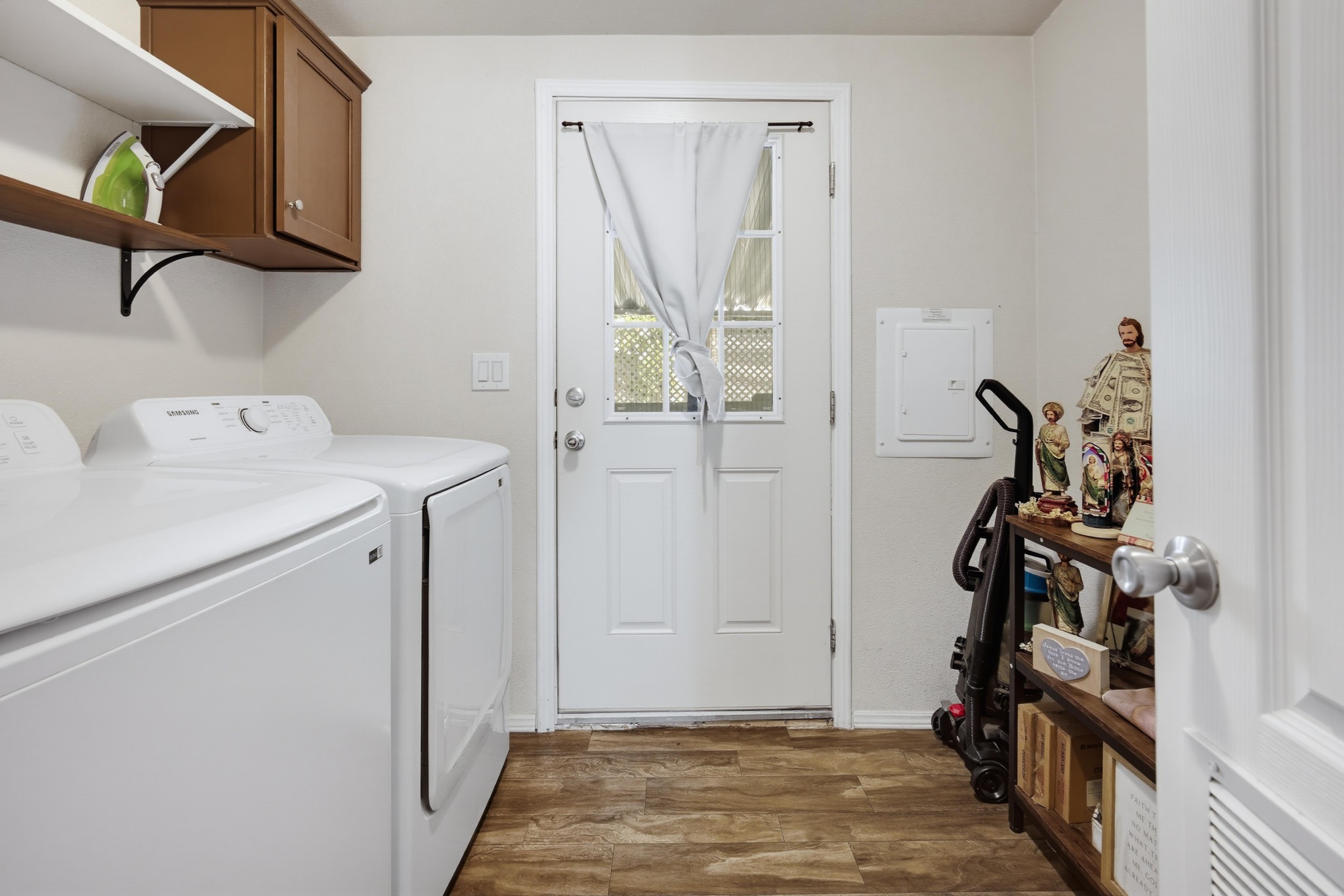Virtual tour photo 27 of 35 for 1512 E 5th St Spc 95
