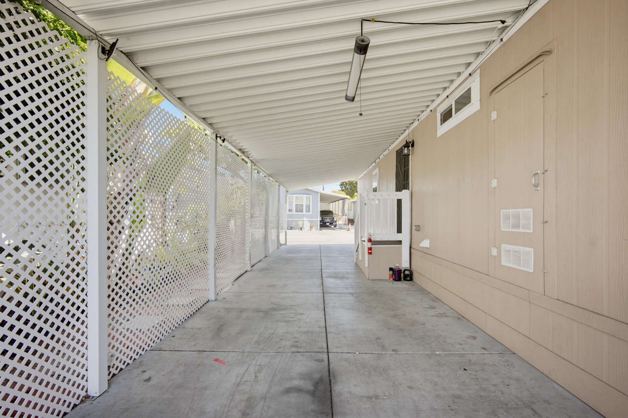 Virtual tour photo 31 of 35 for 1512 E 5th St Spc 95