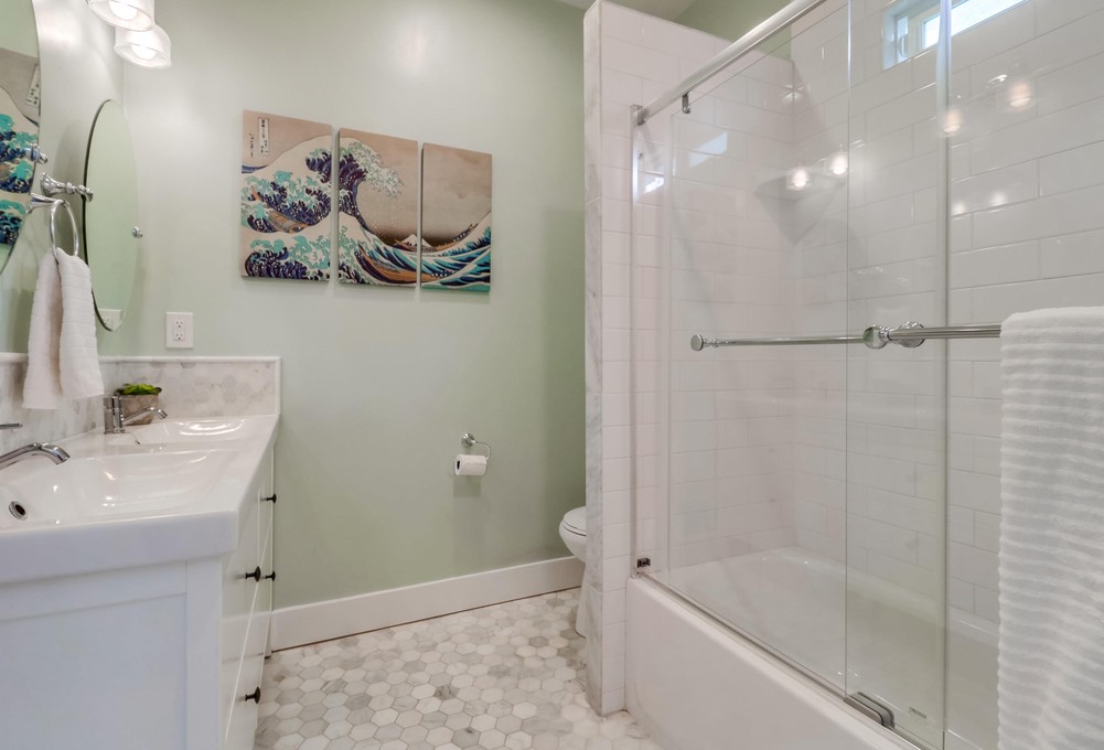 Virtual tour photo 31 of 50 for 1512 Madison Ave