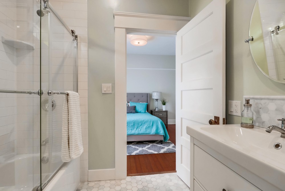 Virtual tour photo 34 of 50 for 1512 Madison Ave