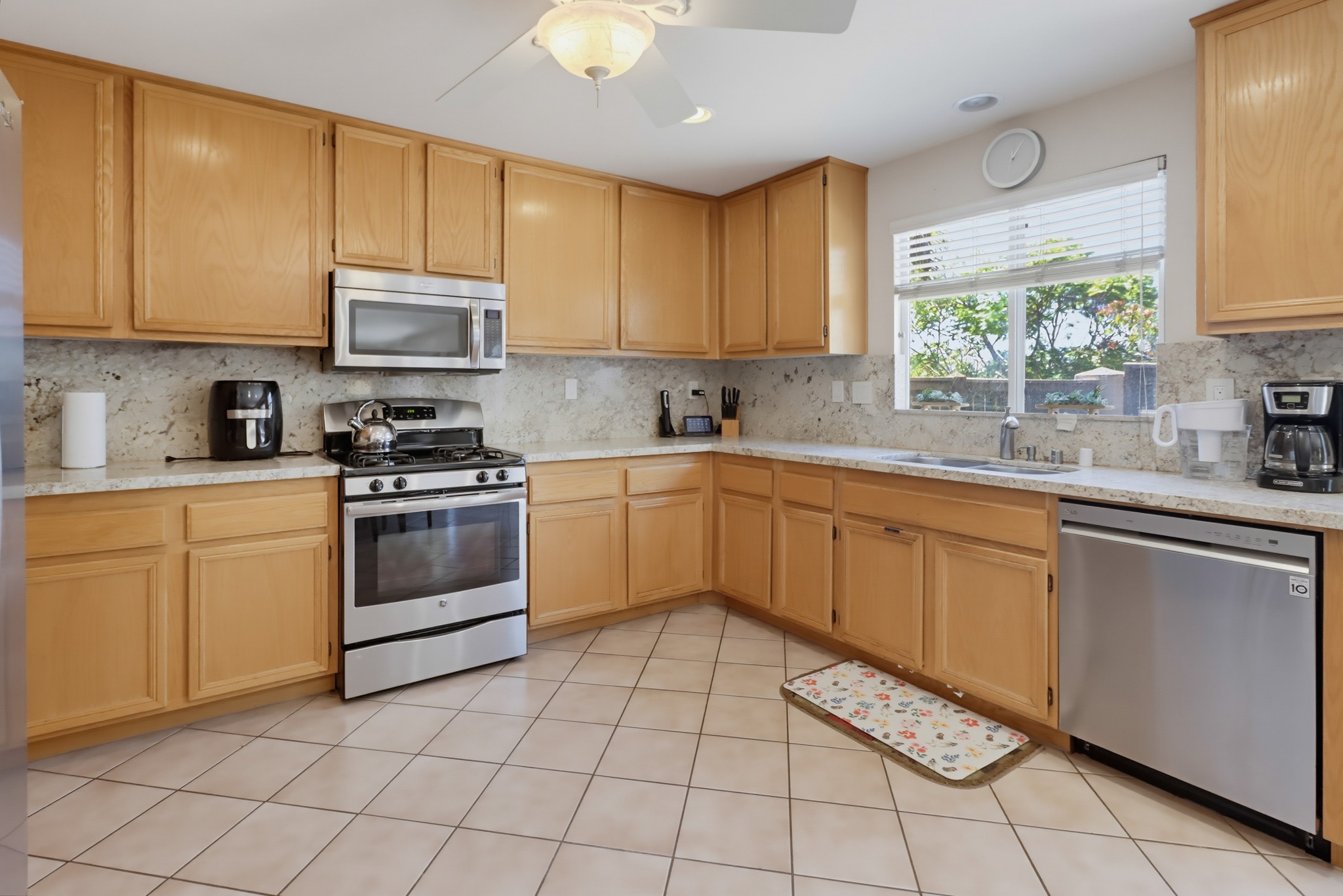 Virtual tour photo 20 of 60 for 1512 Welch Pl