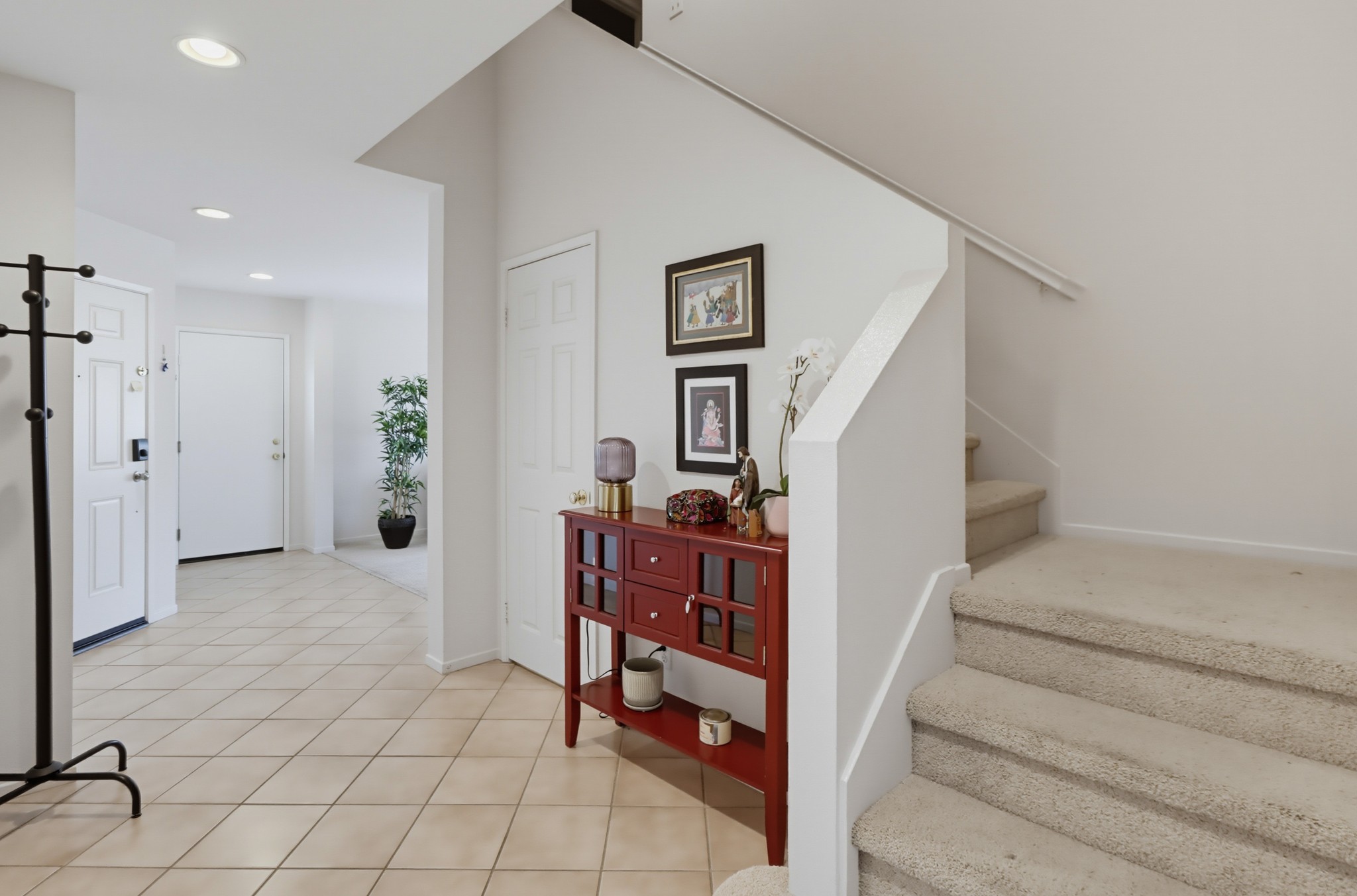 Virtual tour photo 25 of 60 for 1512 Welch Pl