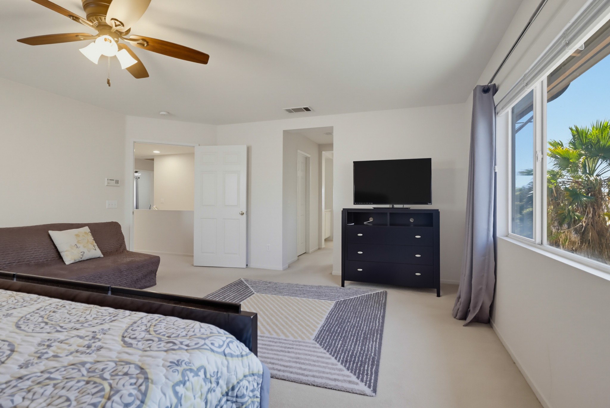 Virtual tour photo 30 of 60 for 1512 Welch Pl