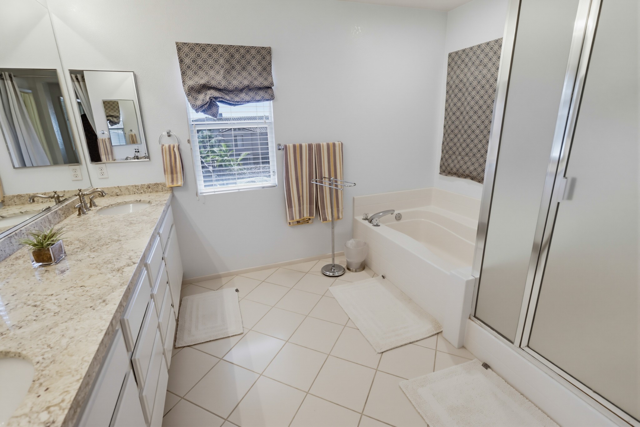 Virtual tour photo 35 of 60 for 1512 Welch Pl