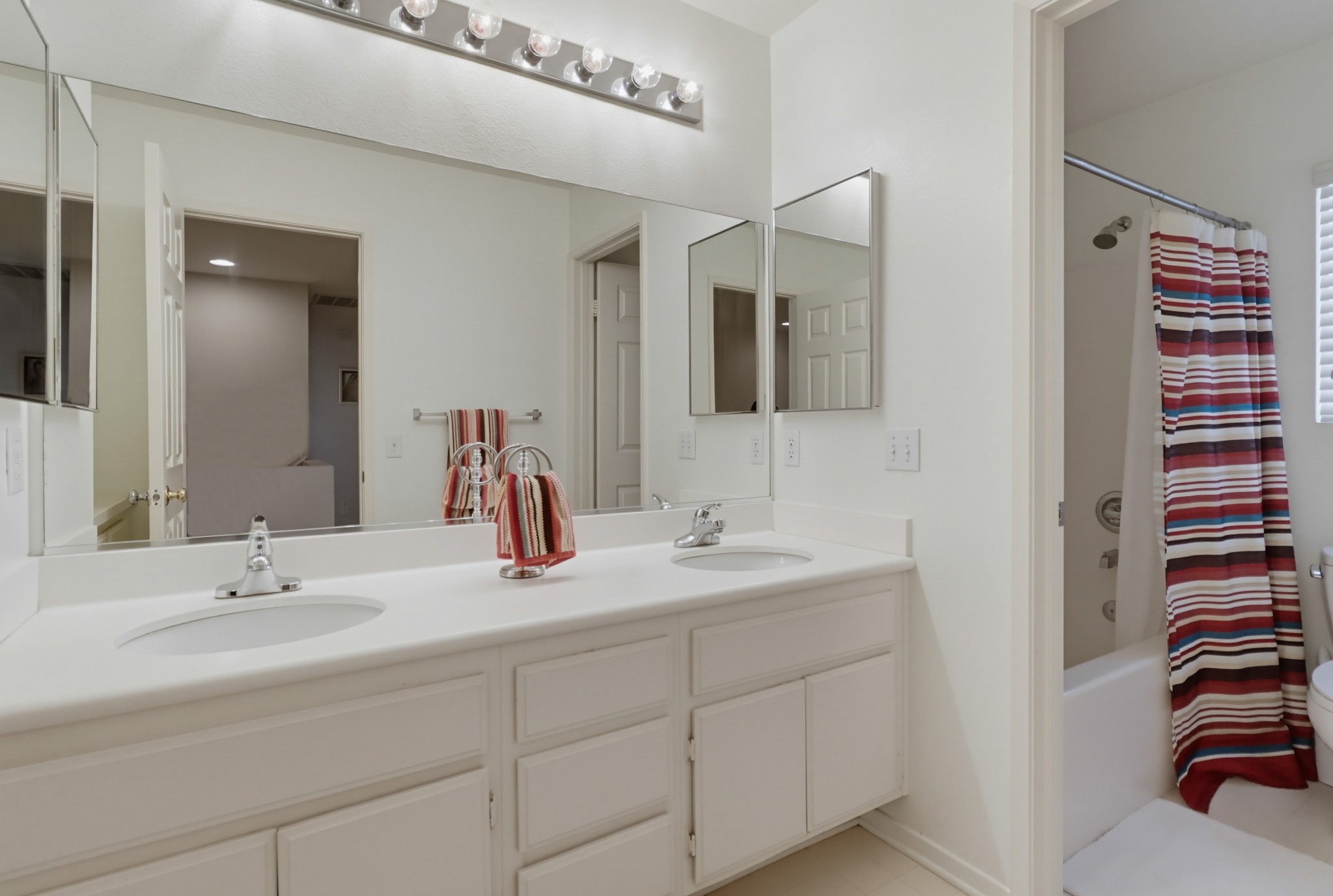 Virtual tour photo 47 of 60 for 1512 Welch Pl