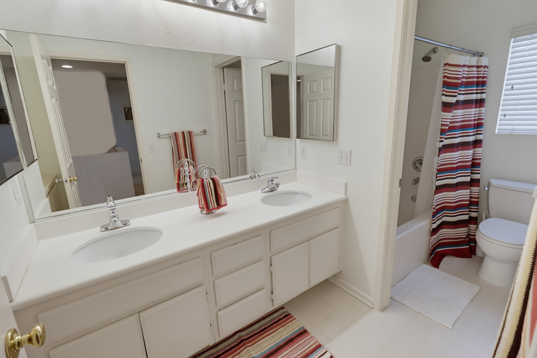Virtual tour photo 48 of 60 for 1512 Welch Pl