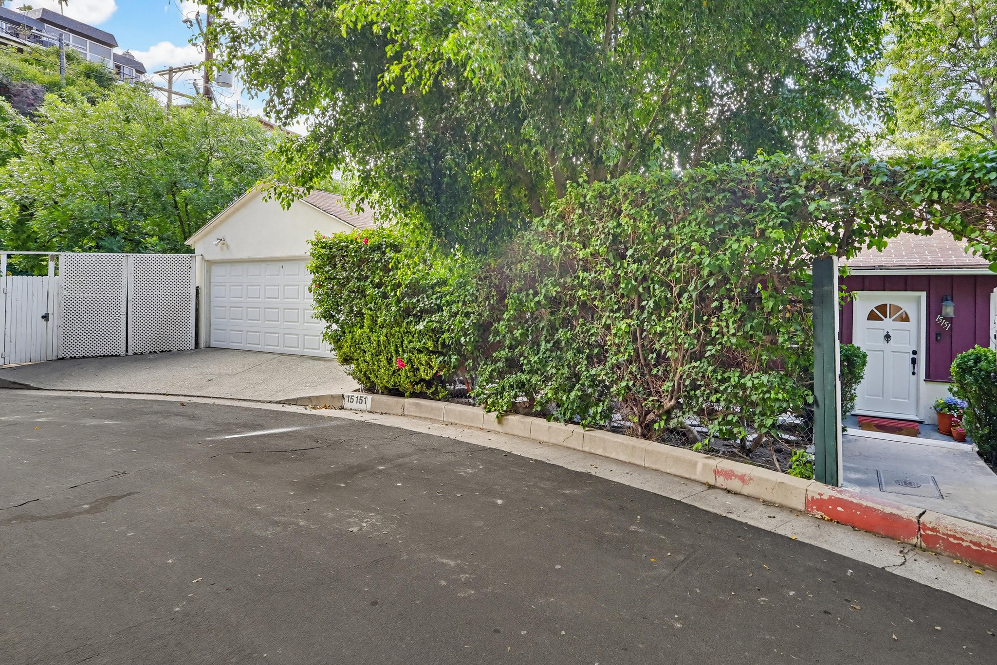Virtual tour photo 5 of 93 for 15151 Encanto Dr, "Enchantment"