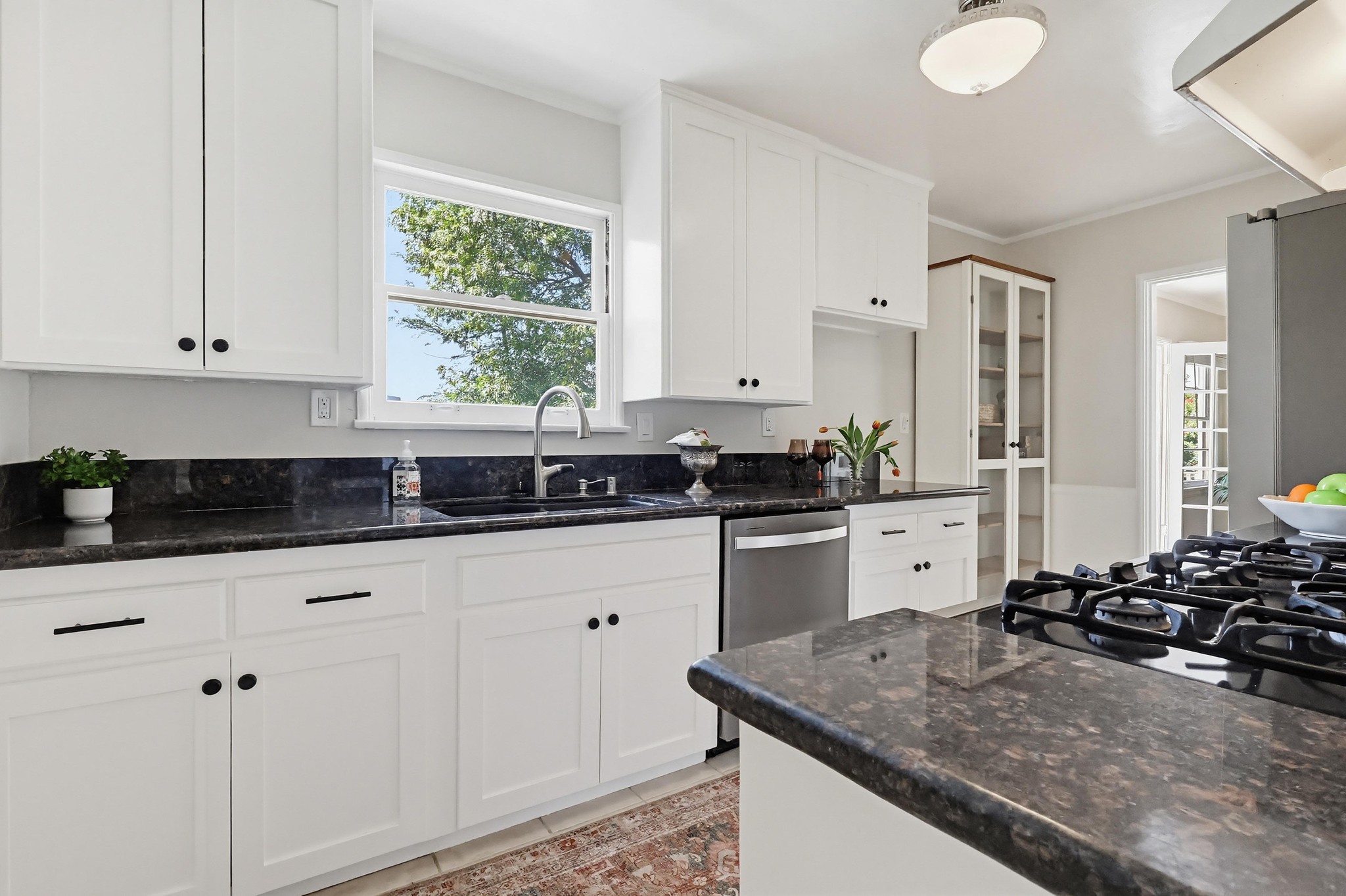 Virtual tour photo 37 of 93 for 15151 Encanto Dr, "Enchantment"